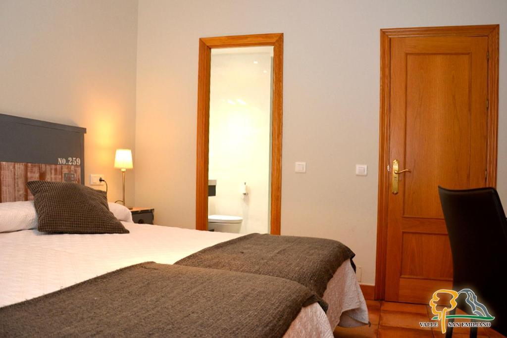 Hotel Rural Valle San Emiliano מראה חיצוני תמונה