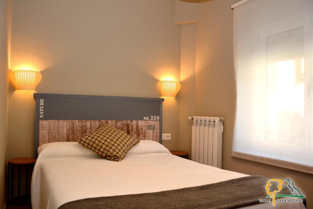 Hotel Rural Valle San Emiliano מראה חיצוני תמונה