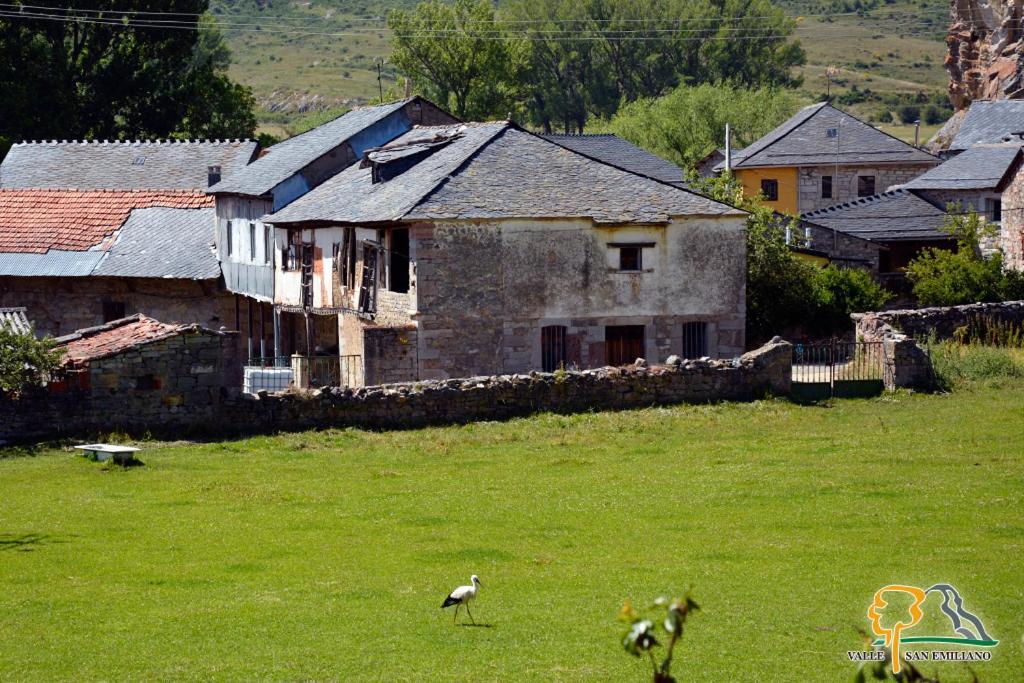 Hotel Rural Valle San Emiliano מראה חיצוני תמונה